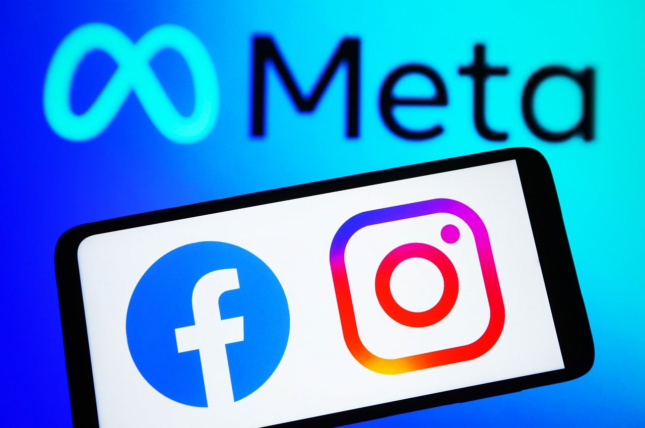 Facebook, Instagram hit with widespread outages